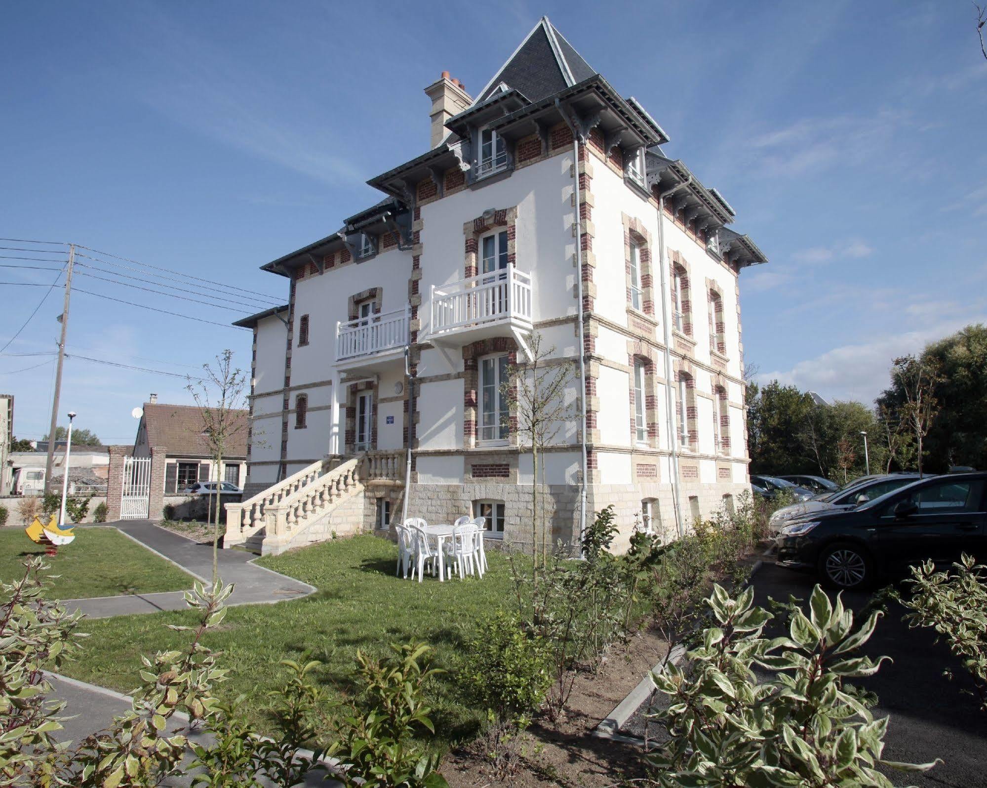 Residence Odalys Le Domaine Des Dunettes Cabourg Exterior foto